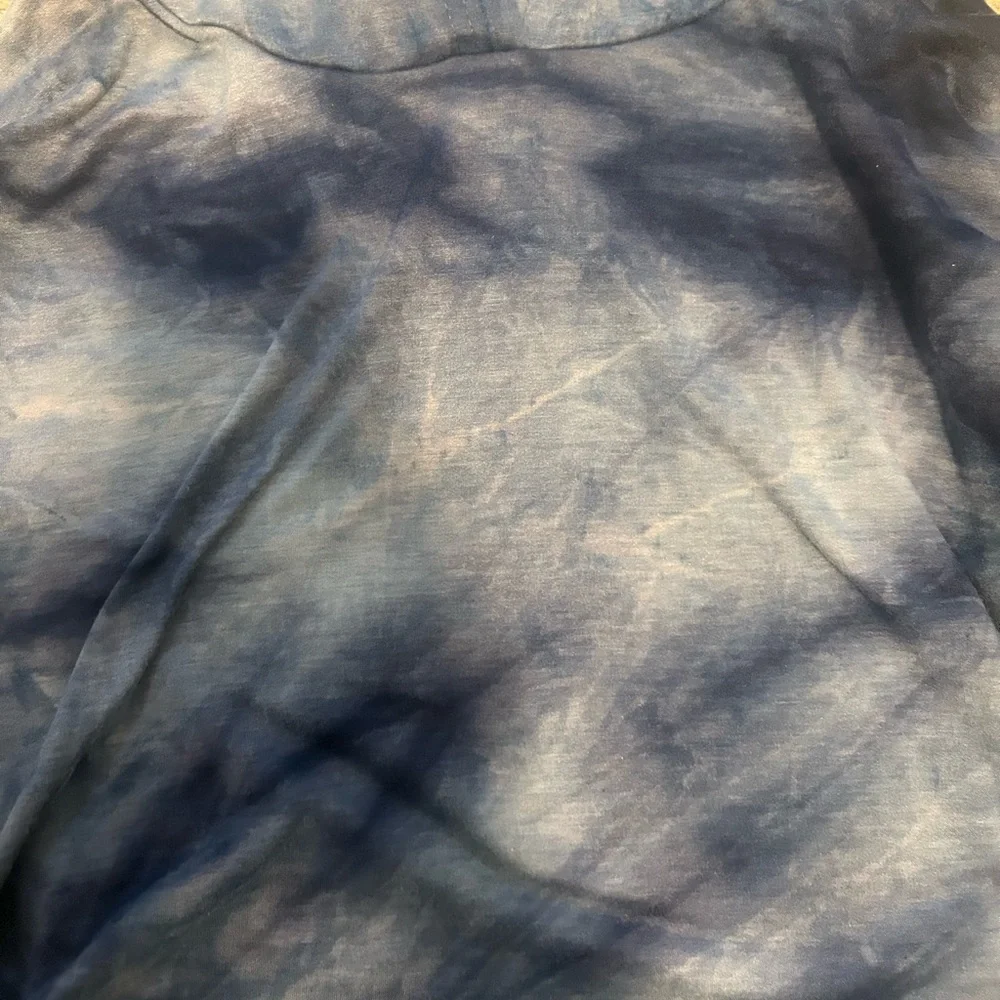 Blue tie dye cropped hoodie - Picture 3 of 3